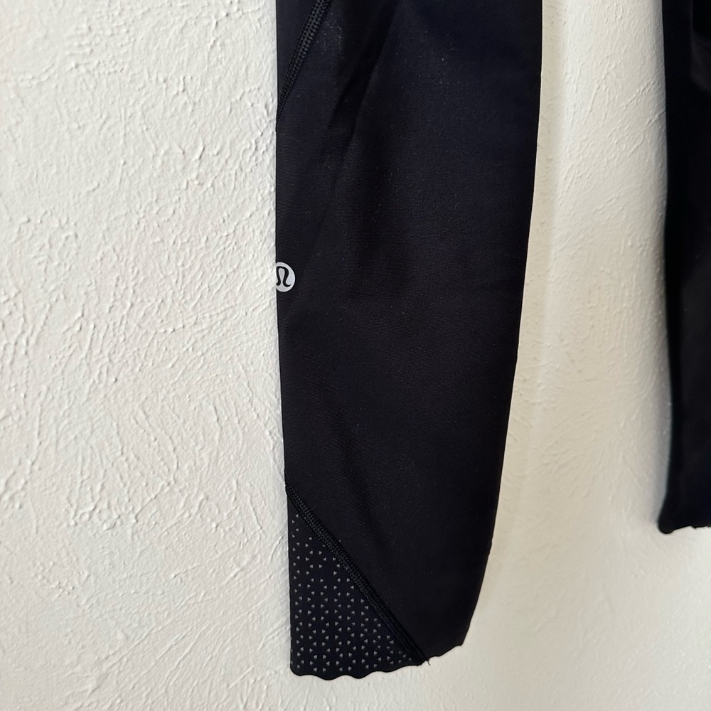 Lululemon black tight stuff tight legging size 6 - Picture 11 of 13